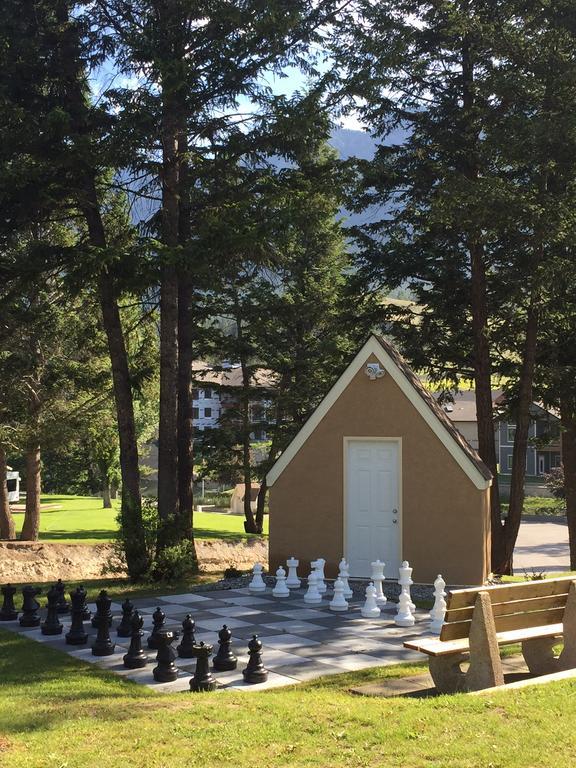 Radium Valley Vacation Resort Инвермир Экстерьер фото